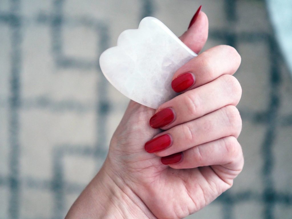 Skønhedstip: Jaderulle, rosakvarts og Gua Sha sten 4 Gua Sha sten
